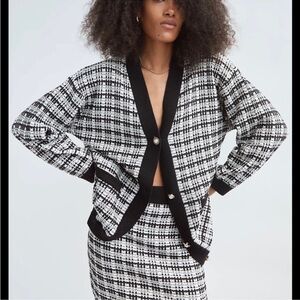 Aritzia Lacer cardigan black and white size XS